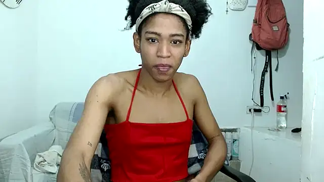 angelamarie1 online show from October 18, 11:36 am