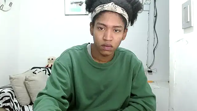 angelamarie1 online show from February 4, 11:26 am