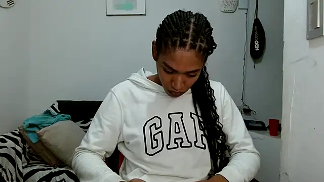 angelamarie1 online show from April 5, 7:45 pm