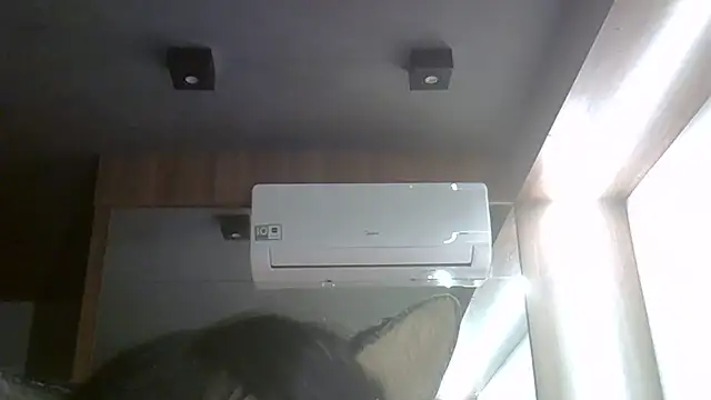 Skinny-Kitten online show from May 31, 3:27 am