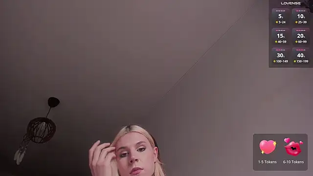  eva  pleasure  online show from April 15, 8:52 am